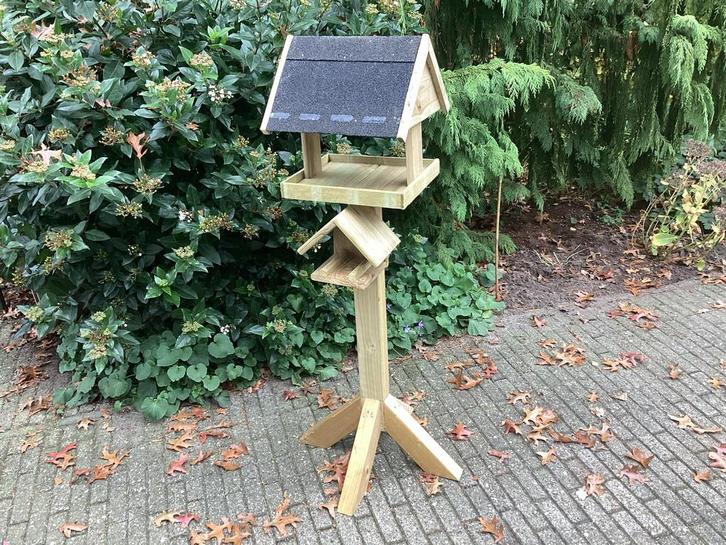 Voederhuisje met pindakaashouder - Geïmpregneerd, Dieren en Toebehoren, Vogels | Hokken en Kooien, Nieuw, Ophalen