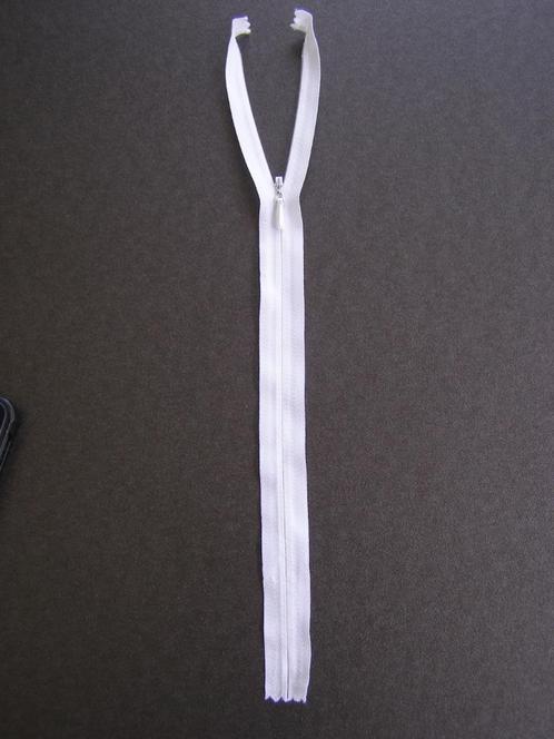 Blinde rits / Verdekte rits, wit 30 cm; YKK, Hobby en Vrije tijd, Naaien en Fournituren, Gebruikt, Rits of Sluiting, Ophalen of Verzenden