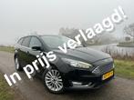 Ford FOCUS Wagon 1.0 126 PK Titanium Navi / Clima / Keyless, Stof, Gebruikt, Zwart, Origineel Nederlands