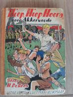 Hiep hiep hoera voor akkerwoude h. De roos, Ophalen of Verzenden, Zo goed als nieuw, H. de Roos
