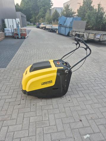 Karcher KM75/40 W veegmachine beschikbaar voor biedingen