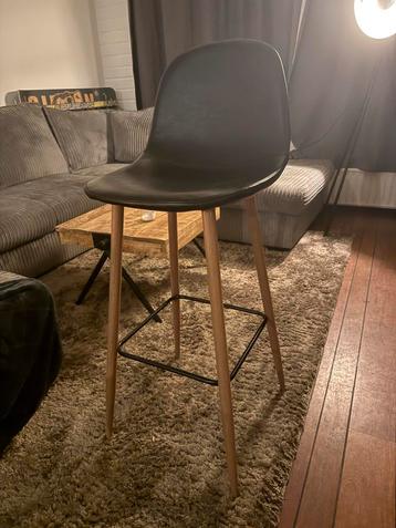 2 Hoge Barstoelen voor Tafel 110cm