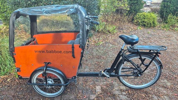 Babboe BigE (Elektrisch) met verschillende accessoires, Fietsen en Brommers, Fietsen | Bakfietsen, Gebruikt, Overige merken, 4 kinderen of meer