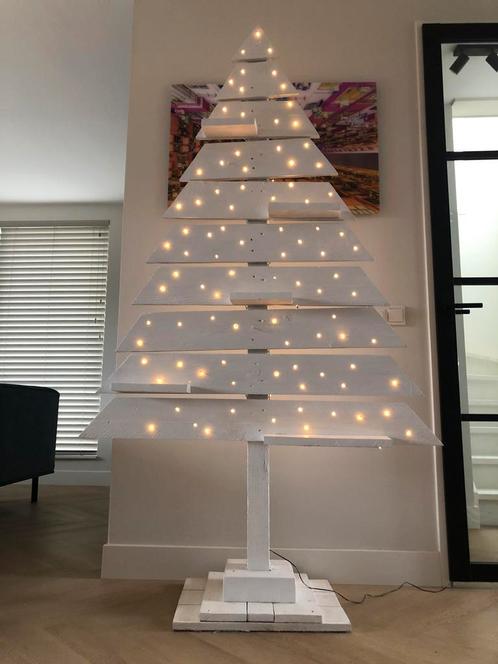 Kerstboom wit van hout 210 cm groot, Diversen, Kerst, Gebruikt, Ophalen