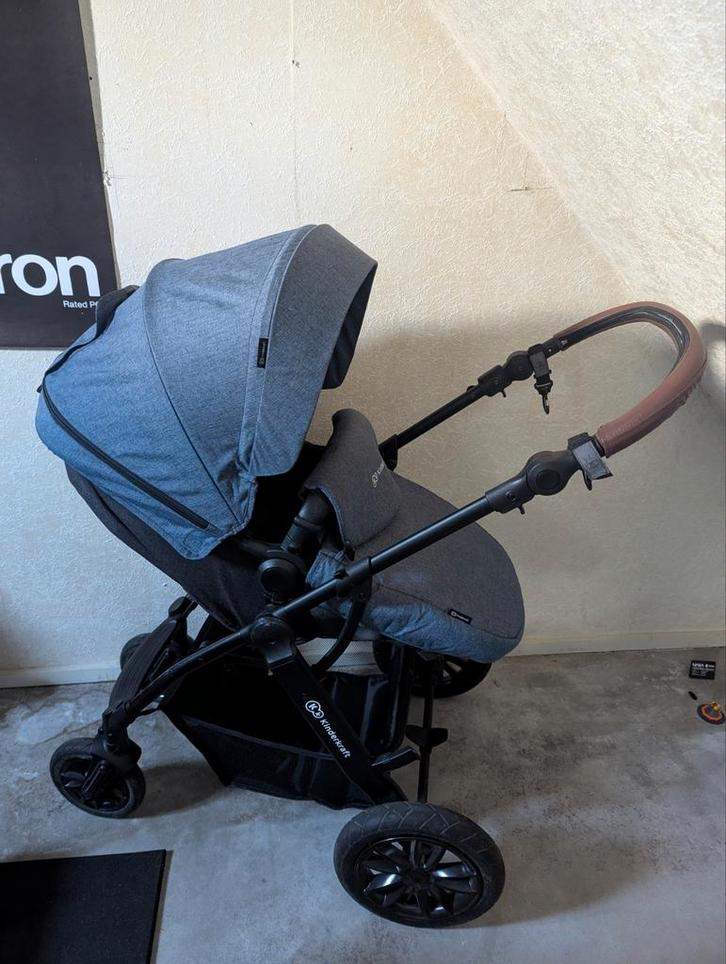 Kinderkraft Xmoov 3-in-1 Combi Kinderwagen incl. Autostoel, Kinderen en Baby's, Kinderwagens en Combinaties, Gebruikt, Combiwagen
