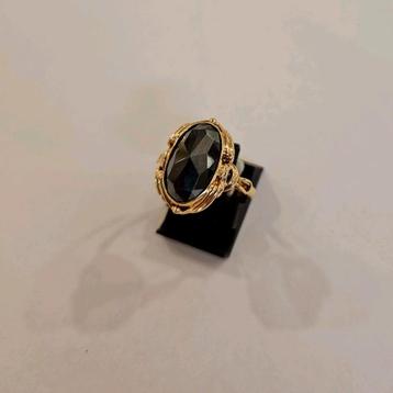 Vintage 14 karaats gouden ring bezet met Hematiet geelgoud beschikbaar voor biedingen