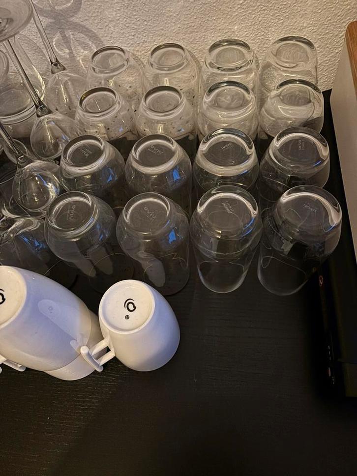 Partij servies, Huis en Inrichting, Keuken | Servies, Zo goed als nieuw, Glas of Glazen, Overige stijlen, Ophalen