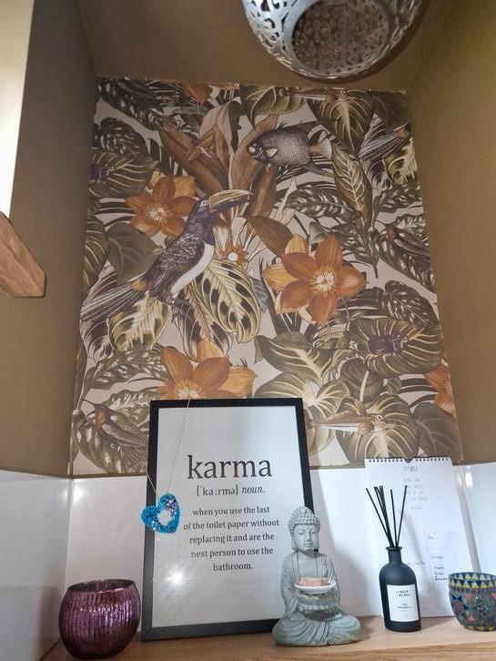 Hooked on Walls behang met hele gave print!, Huis en Inrichting, Stoffering | Behang, Bruin, Geel, minder dan 10 m², Ophalen