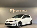 Volkswagen Golf 2.0 TSI GTI Pano|Key|Dyna|Discover Pro|DCC, Gebruikt, 4 cilinders, Wit, Bedrijf