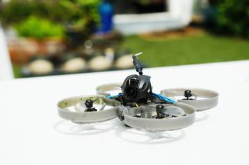Happymodel Mobula7 FPV drone met batterijen en lader beschikbaar voor biedingen