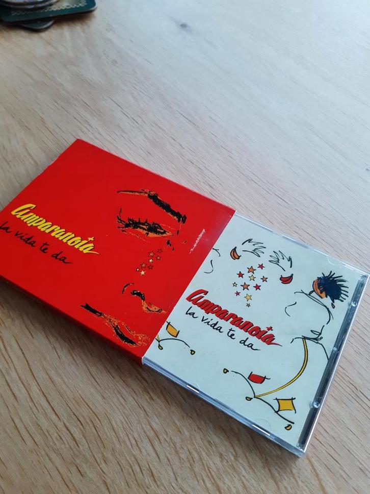 Amparanoia - La Vida Te Da, Cd's en Dvd's, Cd's | Pop, Zo goed als nieuw, 1960 tot 1980, Ophalen of Verzenden