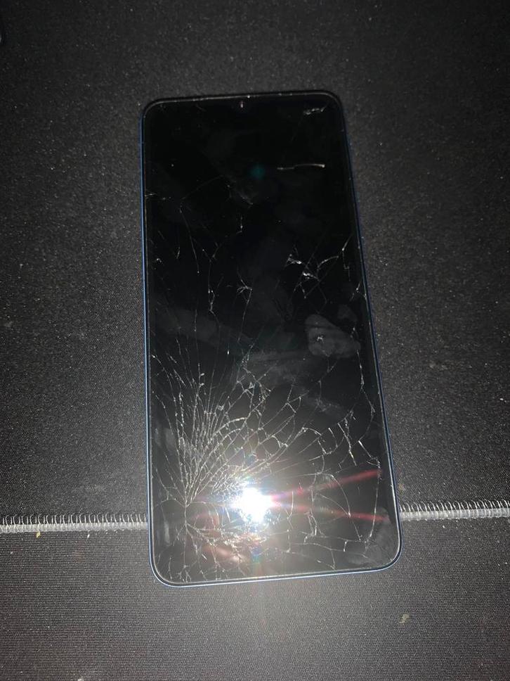 Redmi a3 baby blue 64gb telefoon bouwjaar 2024 met hoesje, Telecommunicatie, Mobiele telefoons | Samsung, Zo goed als nieuw, Galaxy A