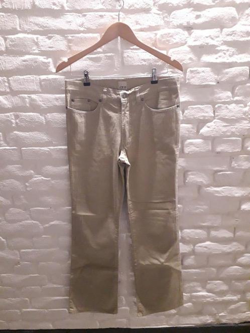 Broek jonny Q maat 42, Kleding | Dames, Broeken en Pantalons, Zo goed als nieuw, Maat 42/44 (L), Beige, Lang, Verzenden