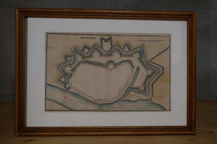 antieke gravure plattegrond van Deventer  18e eeuw  Devendr, Boeken, Atlassen en Landkaarten, Gelezen, Landkaart, Nederland, Voor 1800