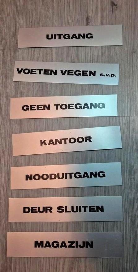 Aluminium deurbordjes voor kantoor of bedrijf, Huis en Inrichting, Woonaccessoires | Tekstborden en Spreuken, Nieuw, Ophalen of Verzenden
