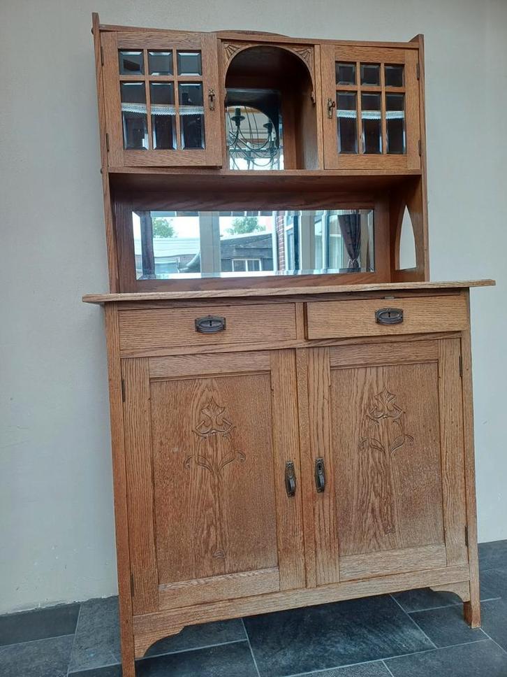 Oud Servieskastje voor een klein prijsje, Huis en Inrichting, Kasten | Buffetkasten, Gebruikt, 150 tot 200 cm, 100 tot 150 cm