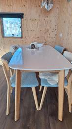 Vrolijke eetkamerset, Huis en Inrichting, Tafels | Eettafels, Ophalen, Gebruikt, 100 tot 150 cm, 50 tot 100 cm