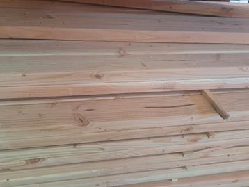 DOUGLAS geschaafd 4 meter lang  hout 44x 94    beschikbaar voor biedingen