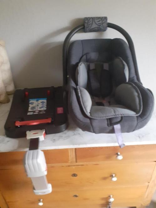 Baby Autostoeltje. RalmpEx  + Axiss Fix. .    0-13 Kg, Kinderen en Baby's, Autostoeltjes, Gebruikt, Overige merken, 0 t/m 13 kg