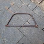 'Vintage' roestige boomzaag, Ophalen