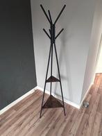 Stijlvolle Staande Kapstok met Houten Details, Huis en Inrichting, Woonaccessoires | Kapstokken, Ophalen, Zo goed als nieuw, Metaal