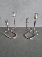 Twee vintage verzilverde design kandelaars, Nieuw, Ophalen of Verzenden, Dorcaswinkelkapelle@dorcas.nl, Dorcas