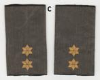 Set rangen epauletten Eerste Luitenant (C), Ophalen of Verzenden, Landmacht, Nederland, Embleem of Badge