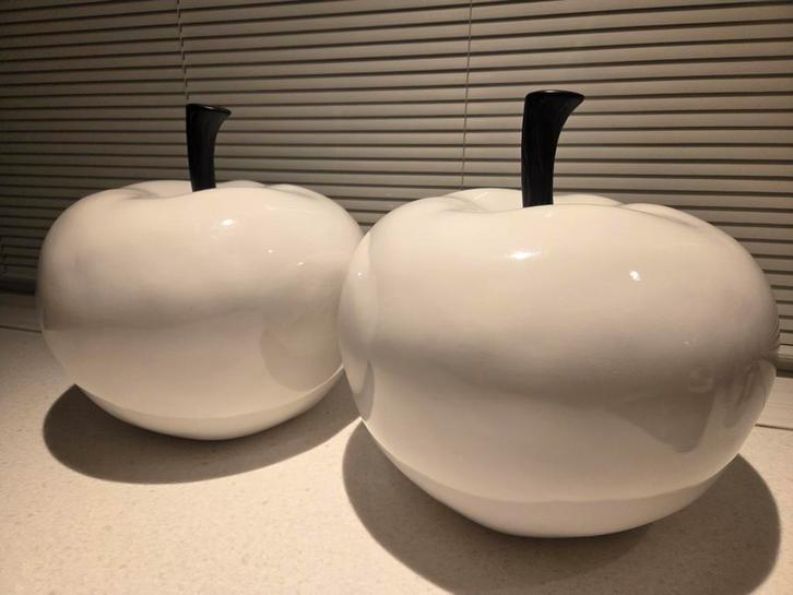 Decoratieve Appels - Set van 2, Tuin en Terras, Tuinbeelden, Nieuw, Overige typen, Kunststof, Ophalen