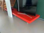 Molteni lage TV tafel, rood, Huis en Inrichting, Kasten | Televisiemeubels, Ophalen, Gebruikt, 100 tot 150 cm, Minder dan 100 cm