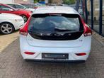 Volvo V40 2.0 T2 Kinetic Business Pack Connect NAVI / PDC /, Auto's, Volvo, Voorwielaandrijving, Stof, Gebruikt, Zwart