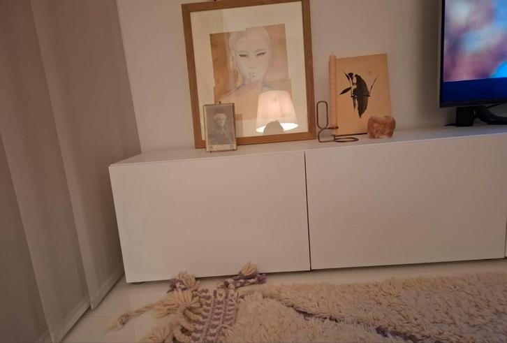 Besta Ikea kast wit 120 lang, Huis en Inrichting, Kasten | Dressoirs, Zo goed als nieuw, 100 tot 150 cm, 25 tot 50 cm, Ophalen