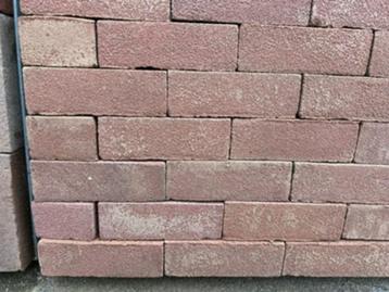 gebakken dikformaat rossa bezand beschikbaar voor biedingen