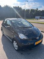Te koop - Toyota Aygo 1.0 12V Vvt-i 5DRS 2009 Zwart, Auto's, Toyota, Voorwielaandrijving, Stof, Zwart, Origineel Nederlands