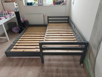 eenpersoons bed met extra uitschuifbaar ladebed! Donkergrijs beschikbaar voor biedingen