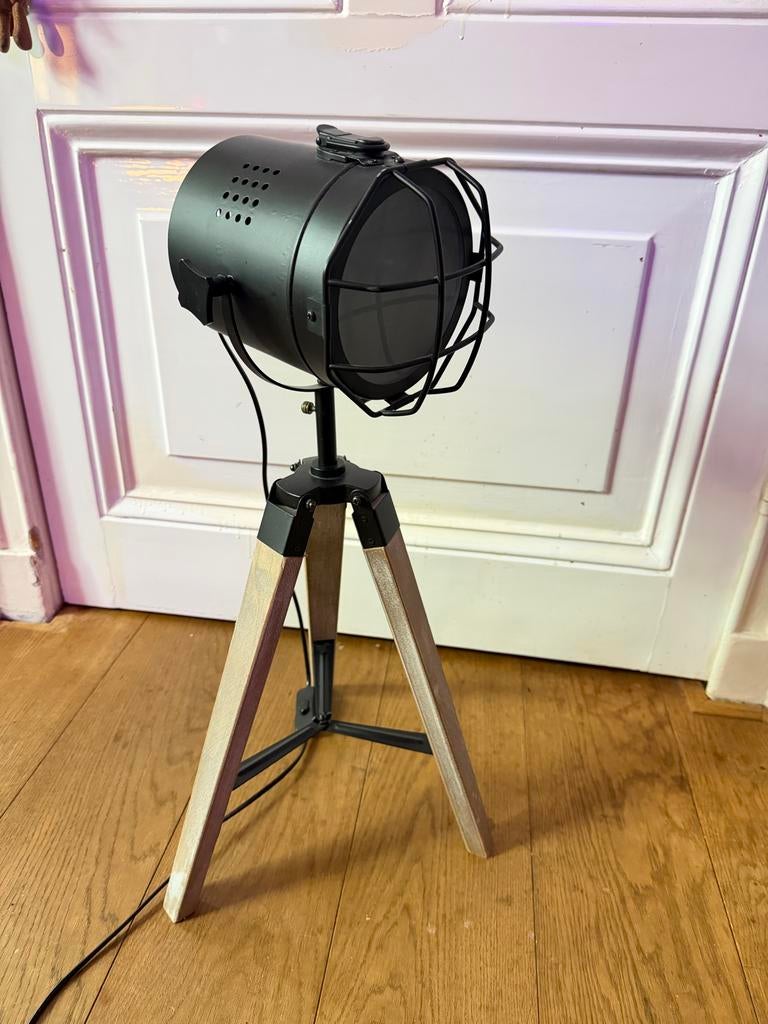 Industriële staande lamp, Ophalen, Zo goed als nieuw, Hout, Minder dan 100 cm