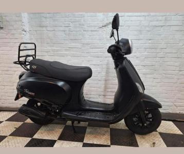 Gts toscana dynamic scooter 2023  zwart beschikbaar voor biedingen