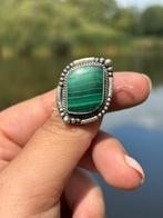 Malachiet Edelsteenring maat 18, Sieraden, Tassen en Uiterlijk, Ringen, Nieuw, Ophalen of Verzenden, Met edelsteen, Dame