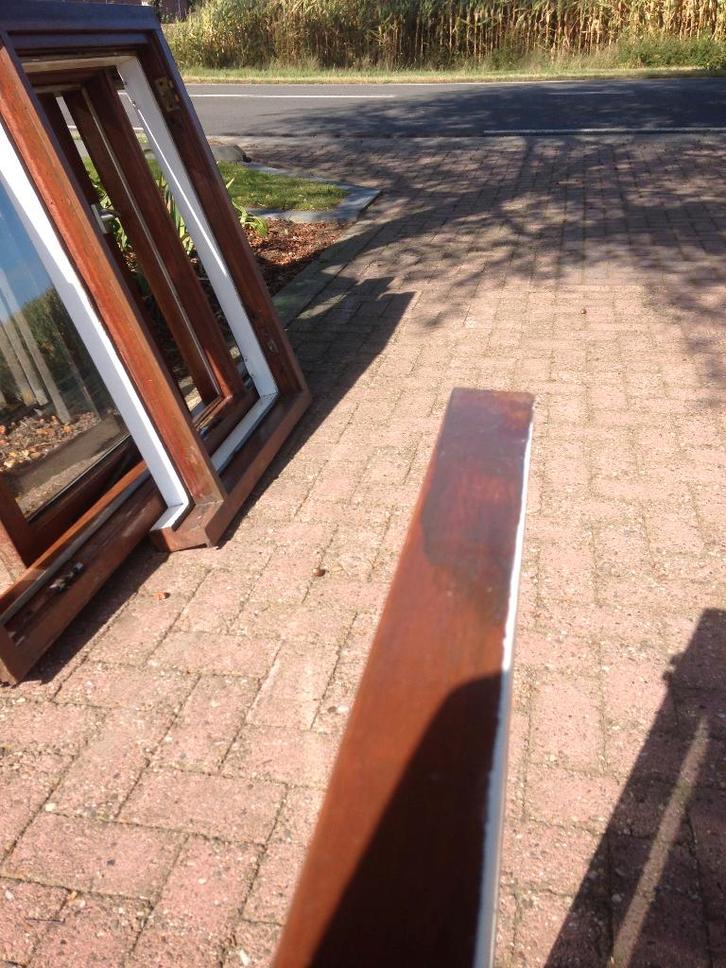 Raam met dubbel glas., Doe-het-zelf en Verbouw, Glas en Ramen, Gebruikt, Gevelraam of Ruit, 120 tot 160 cm, Minder dan 80 cm, Dubbelglas