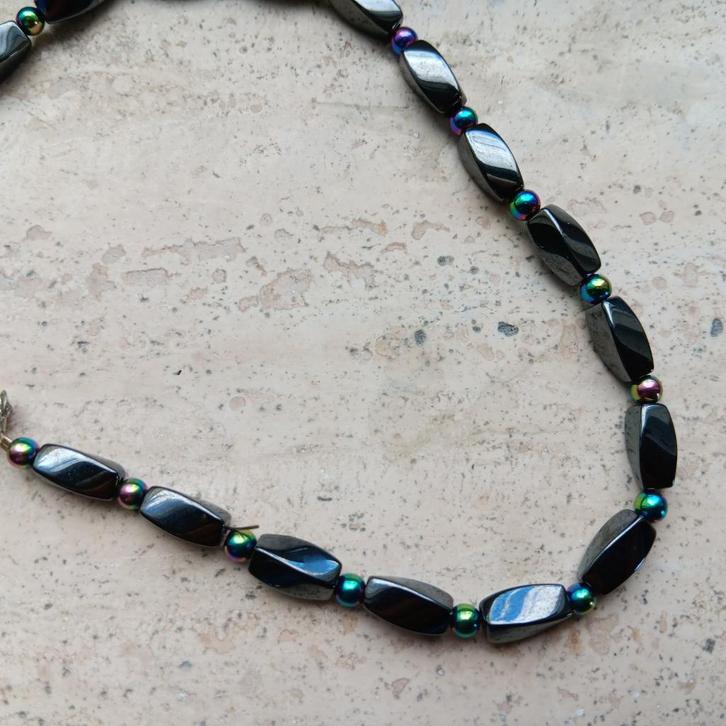 Magnetische therapie ketting en armband, Hermatiet, Sieraden, Tassen en Uiterlijk, Kettingen, Zo goed als nieuw, Steen of Mineraal