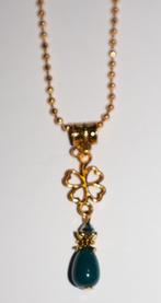 Goudkleurige ballchain ketting met klaver 4 en petrol hanger, Nieuw, Ophalen of Verzenden, Goud, Overige materialen