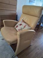 Relaxfauteuil bieden ., Huis en Inrichting, Fauteuils, Ophalen, Gebruikt, Vlotte moderne stoel zie foto's., Leer