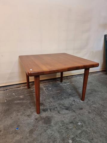 Vintage chunky salontafel massief teak  beschikbaar voor biedingen