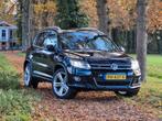 VW Tiguan 2.0tdi R-line (3x RLine),177pk, 4Motion, DSG, Automaat, Euro 5, Lichtsensor, Zwart