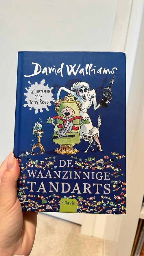 David Walliams - De waanzinnige tandarts, Boeken, Kinderboeken | Jeugd | onder 10 jaar, Zo goed als nieuw, Ophalen of Verzenden