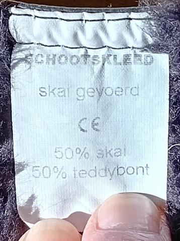 Schootskleed beschikbaar voor biedingen