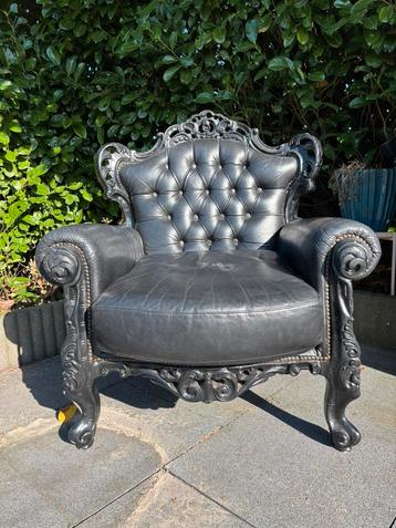 Vintage barok leren fauteuil  beschikbaar voor biedingen
