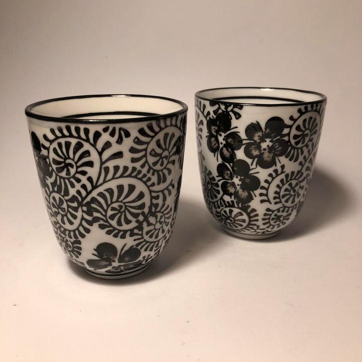 Twee koffiekopjes van ASA Germany porselein, Huis en Inrichting, Keuken | Servies, Zo goed als nieuw, Kop(pen) en/of Schotel(s)