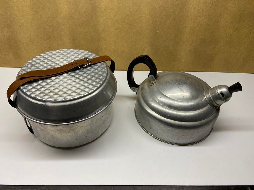 Aluminium pannenset incl fluitketel, Ophalen of Verzenden, Zo goed als nieuw
