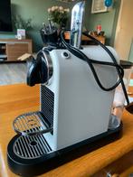 Nespresso Koffiemachine - Weinig gebruikt, Witgoed en Apparatuur, Koffiezetapparaten, Ophalen, Koffiemachine, Zo goed als nieuw