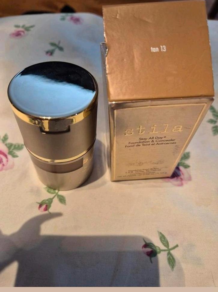 Stila stay all day foundation & concealer in de kleur 13 tan, Sieraden, Tassen en Uiterlijk, Uiterlijk | Cosmetica en Make-up